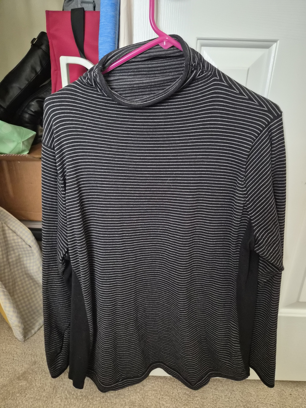 Duluth Trading Co Black & White Striped Long Sleeve Tee